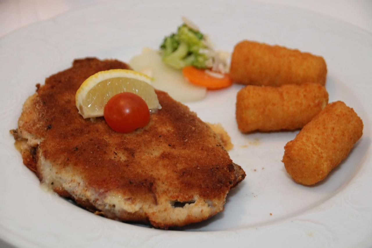 Hotel-Restaurant Hirsch Berghaupten Екстериор снимка